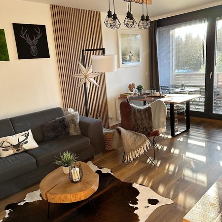 U Jelena Harrachov - Rodinny Apartman U Lesa S Garazi Bagian luar foto