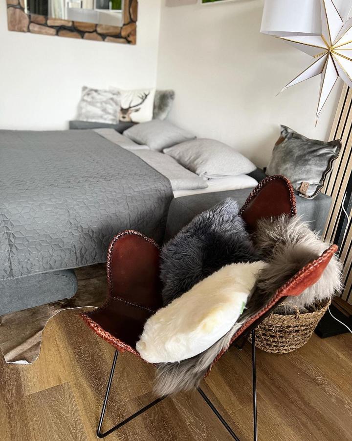 U Jelena Harrachov - Rodinny Apartman U Lesa S Garazi Bagian luar foto