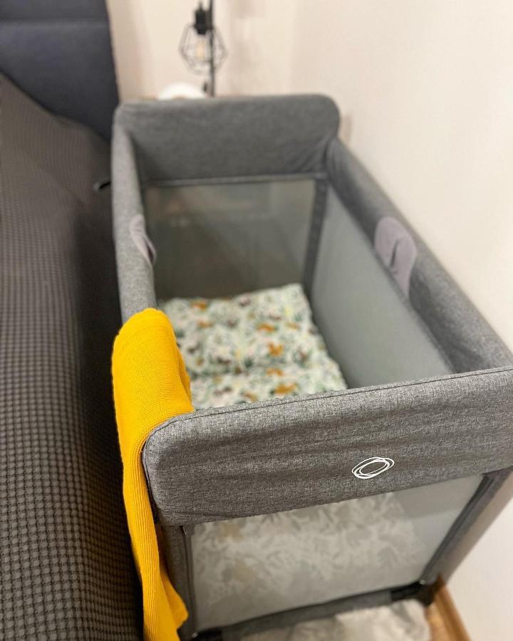 U Jelena Harrachov - Rodinny Apartman U Lesa S Garazi Bagian luar foto