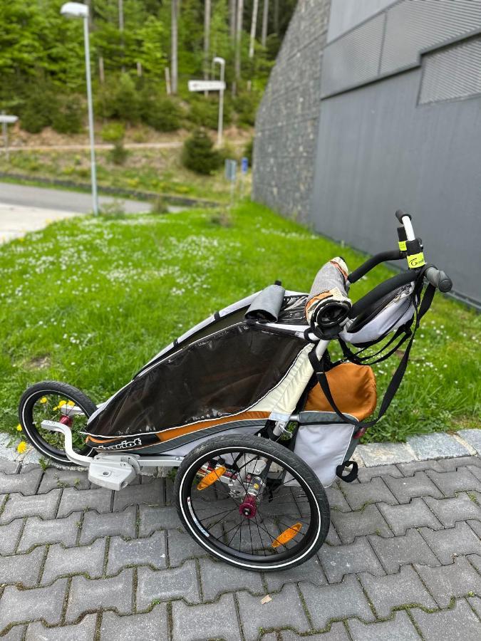 U Jelena Harrachov - Rodinny Apartman U Lesa S Garazi Bagian luar foto